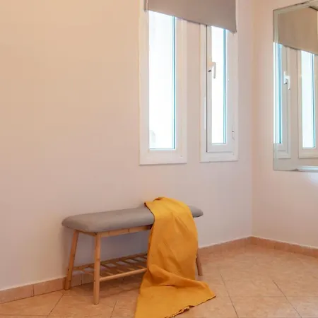 Leon Apartment *